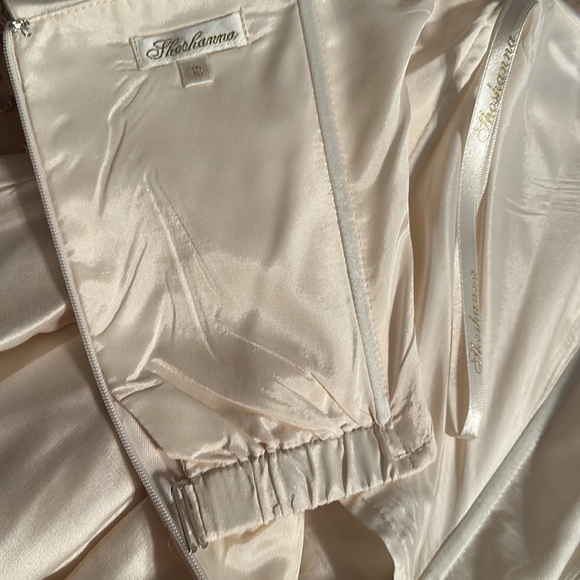 Beautiful Shell Shoshanna short strapless dress. Never worn. Size 10. - Picture 5 of 6